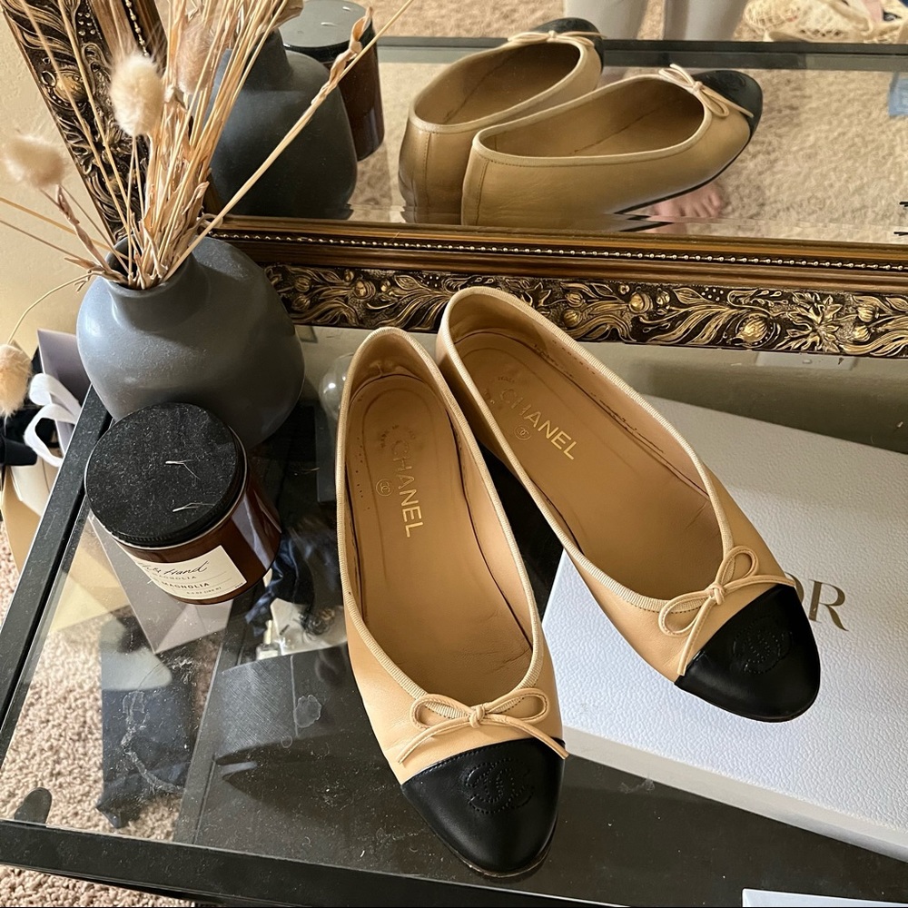 Chanel ballet flats two tone 39.5 9.5